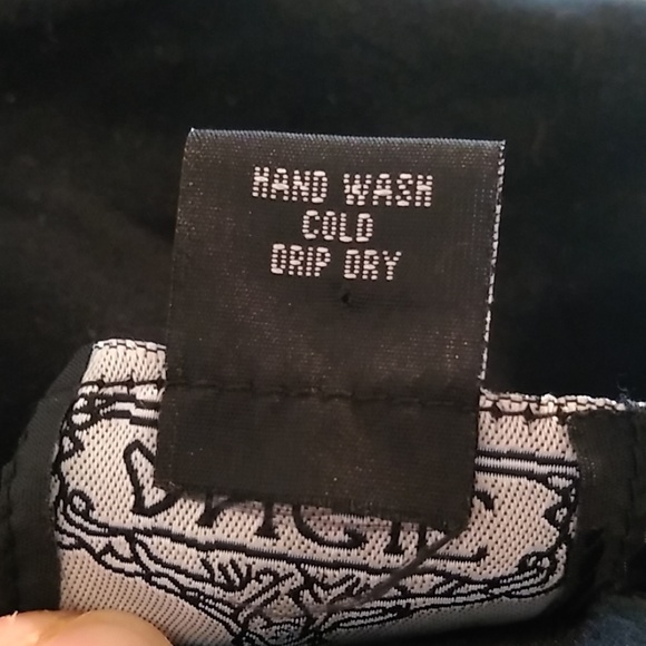 ANGIE black blouse Size Medium - Picture 5 of 5